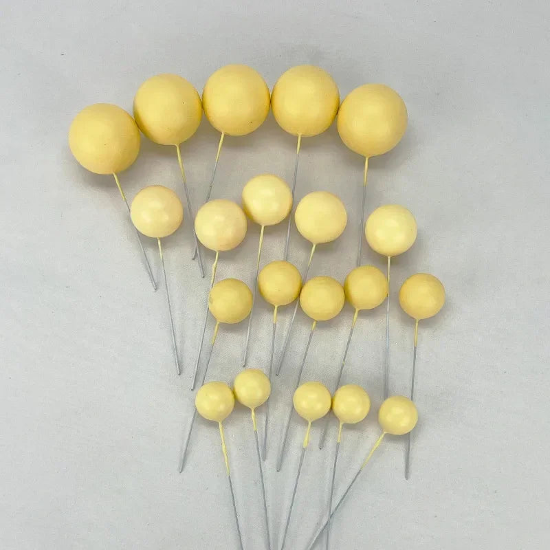 20pcs Mix Size Red Heart Cake Toppers Valentine's Day Resin Love Cupcake Flag For Wedding Engagement Party Cake Balls Decoration