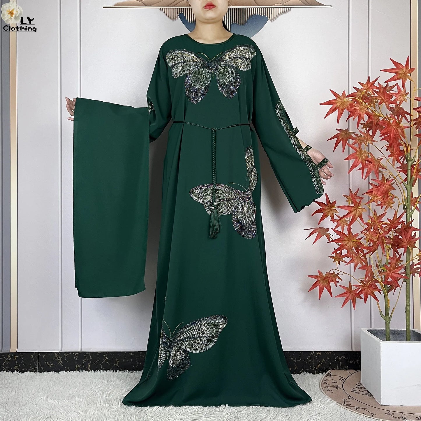 2025New Dubai Muslim Women Elegant Dress African Abaya Loose Butterfly Pattern Diamond Islamic Long Sleeve Turkey Femme Clothing