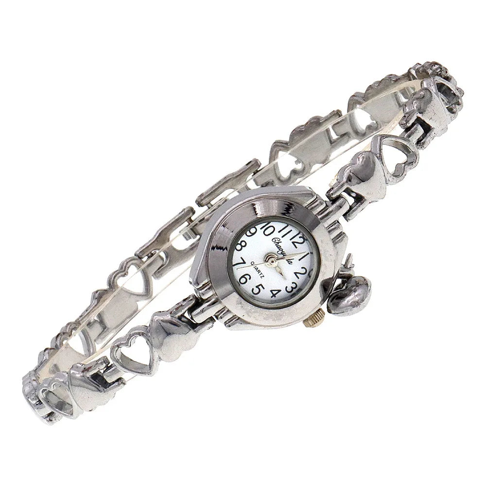 Hollow Out Heart Women Bracelet Watch Fashion Valentine's Day Gift Quartz Ladies' Clock Small Dial Delicate Woman Wristwatch