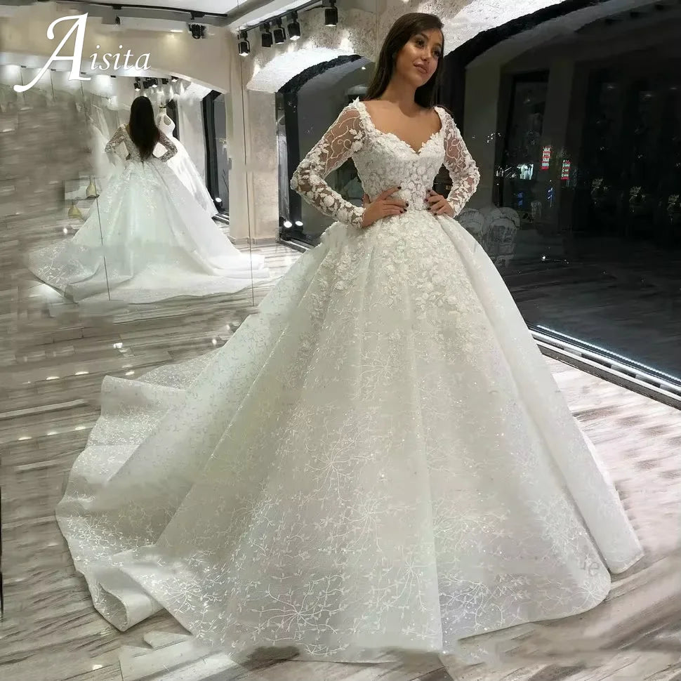 Luxury Lace Wedding Dresses Long Sleeves 2025 robe de mariage Beaded A-Line Appliqued Vintage Princess Bridal Gown Customized